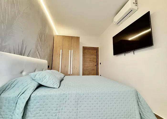 Apartment Flower Deluxe 6081b *